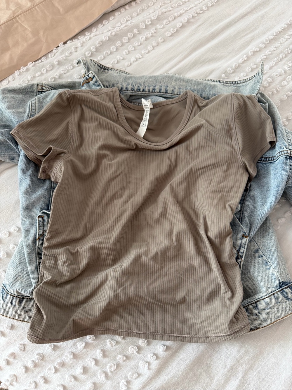 lululemon athletica Warm Ash Grey Ribbed Back-Twist Short-Sleeve Shirt - Picture 2 of 8